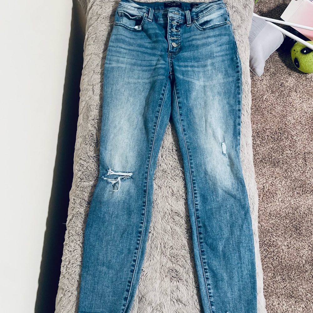 Lucky Jeans